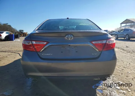 2016 Toyota Camry Xse z USA, uszkodzony, nr VIN 4T1BK1FKXGU030493